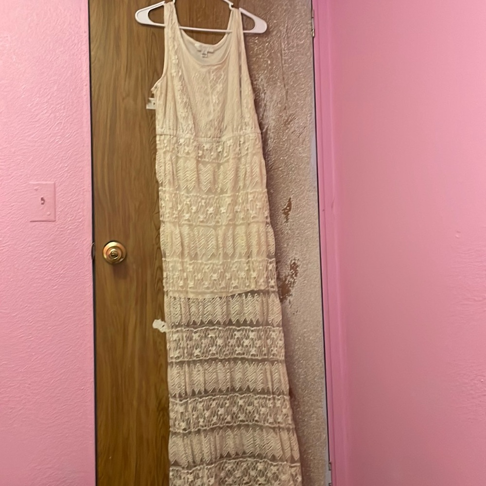 lace dress